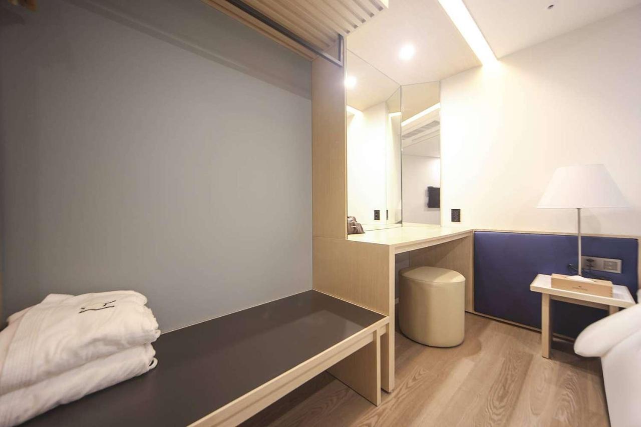 Hotel Hound Songjeong