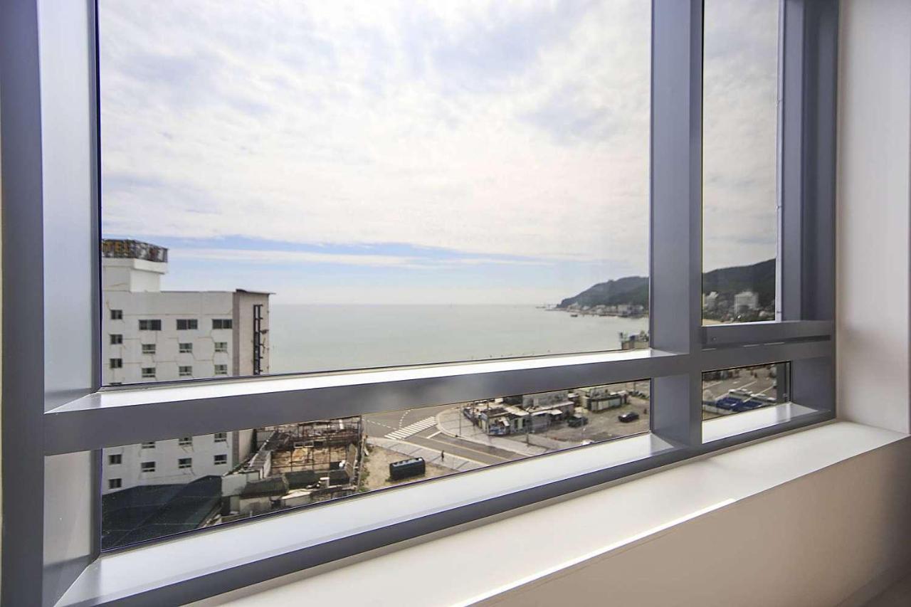 Hound Songjeong Hotel