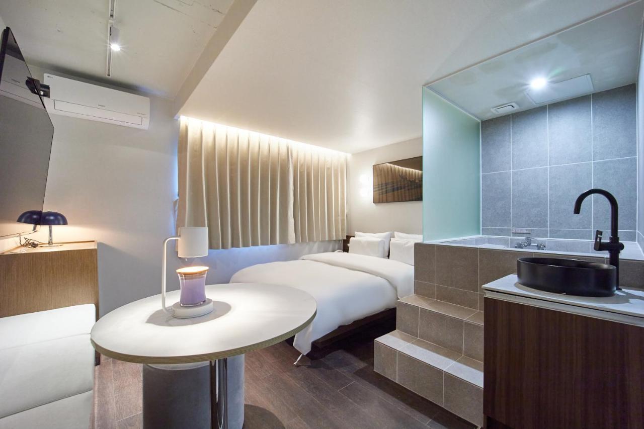 Hotel Aank Nampo *
