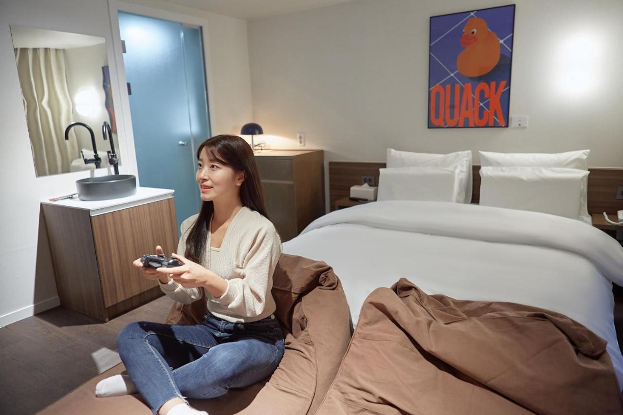 Aank Nampo Hotel *