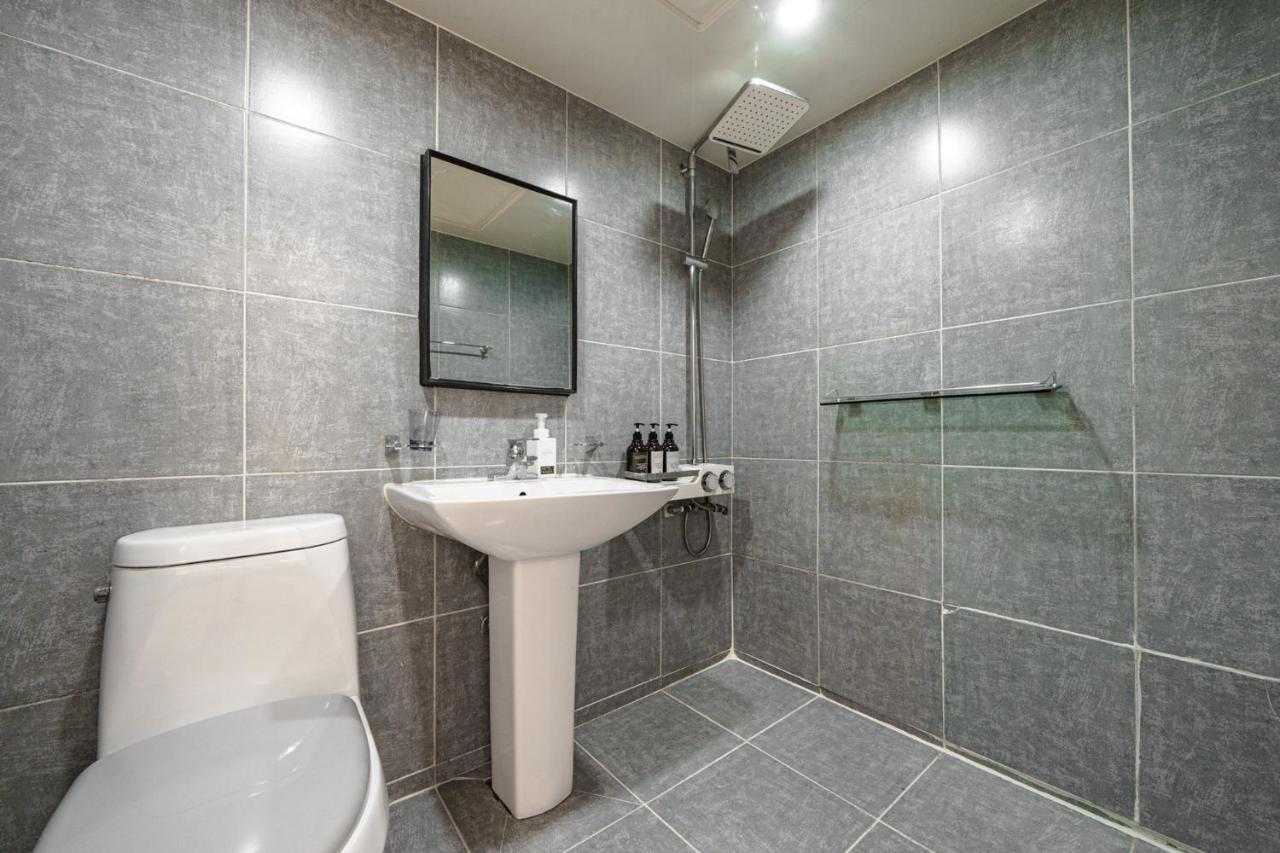 Waba Classic Gwanganri Khách sạn 2*