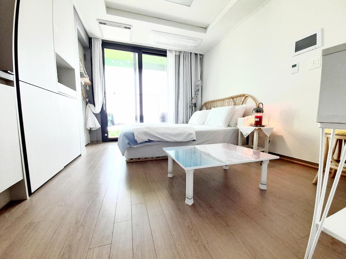 Gwangalli Ocean View One Studio Apartment Busan