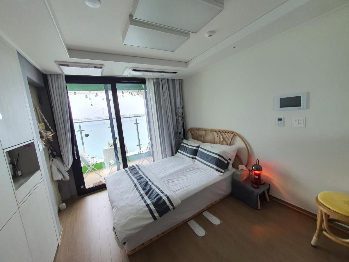 Gwangalli Ocean View One Studio Apartment