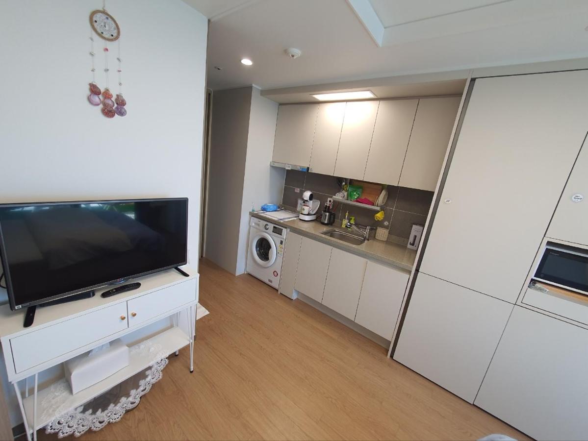 Gwangalli Ocean View One Studio Apartment *