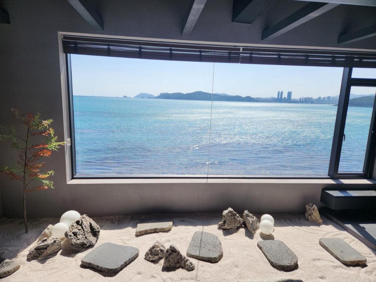 Bahay bakasyunan Banwol Poolvilla *