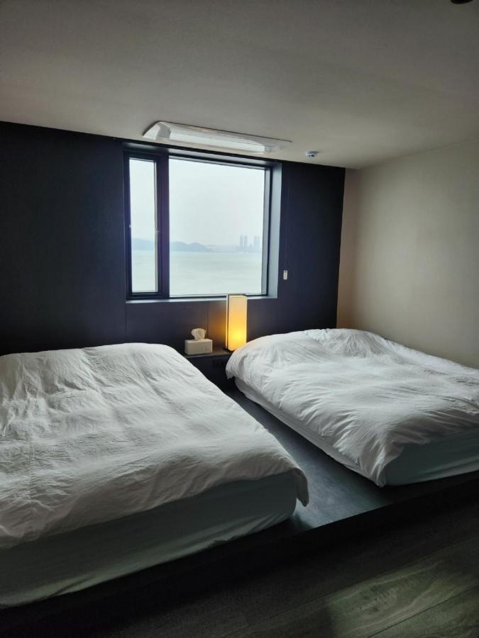 Bahay bakasyunan Banwol Poolvilla Busan