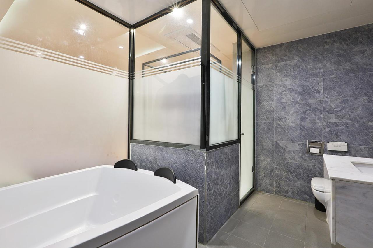 Hotel Brown Dot Jeonggwan