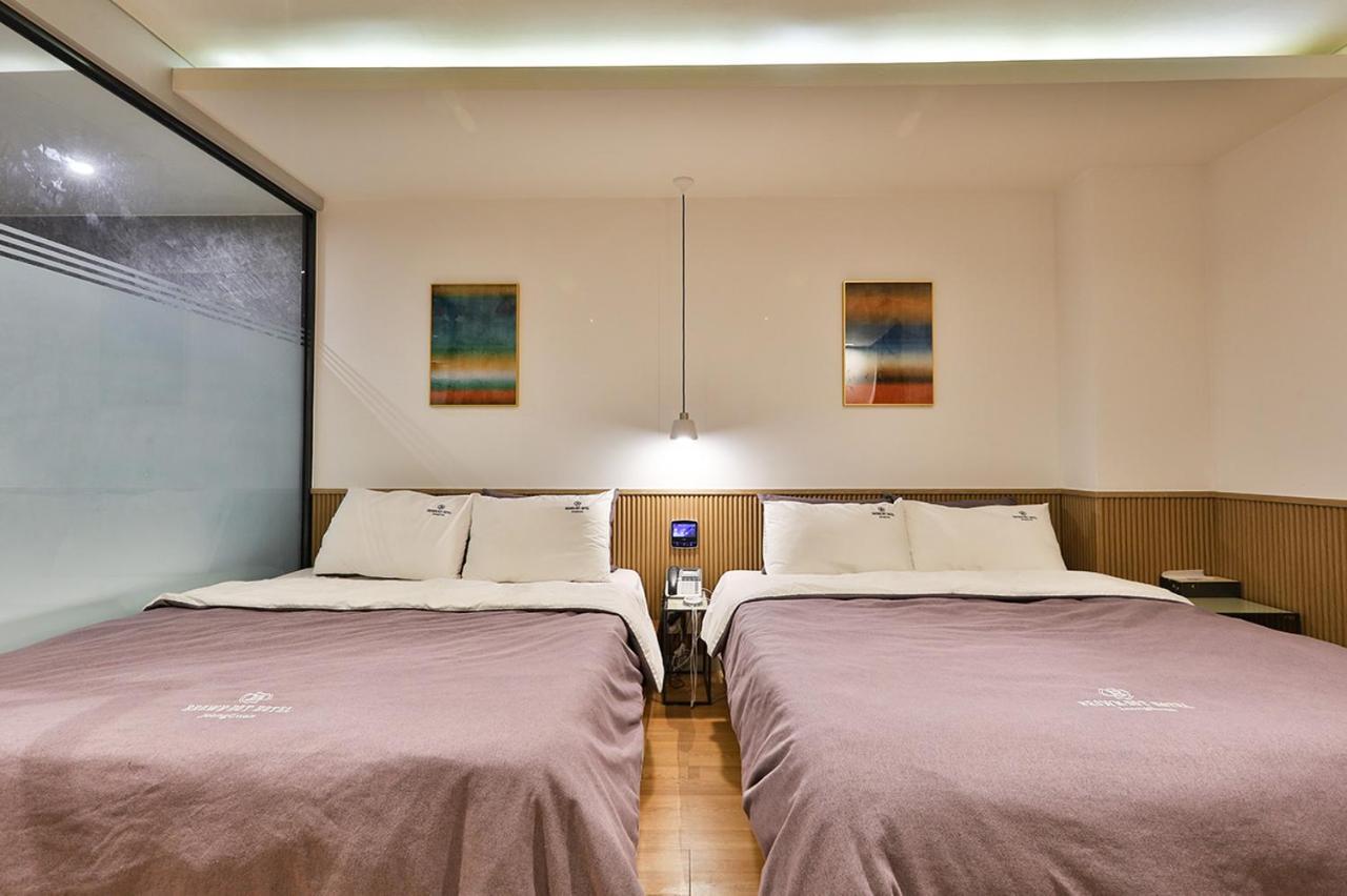 Hotel Brown Dot Jeonggwan