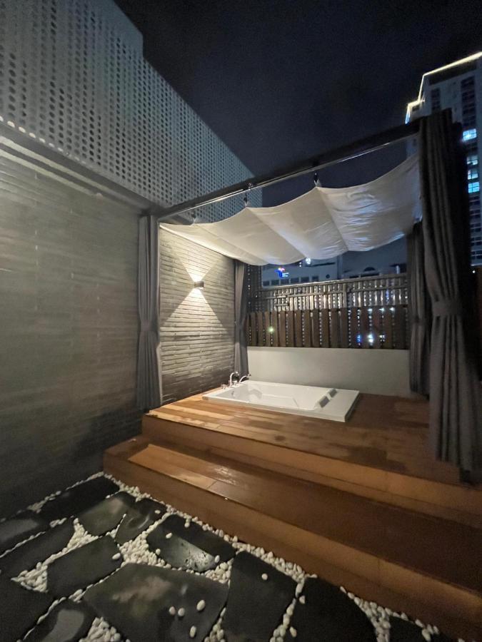 Hotel The Busan