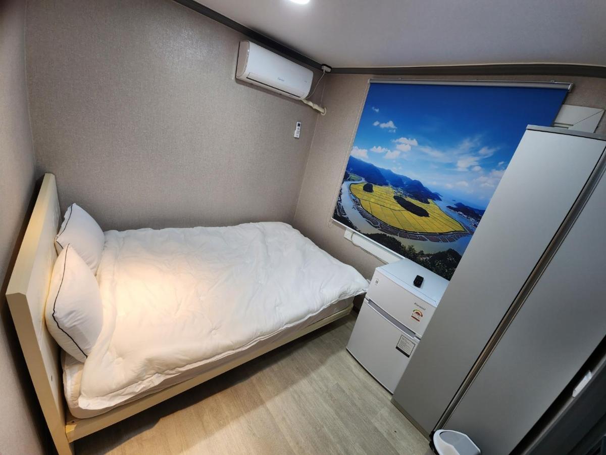 Ara Guest house *