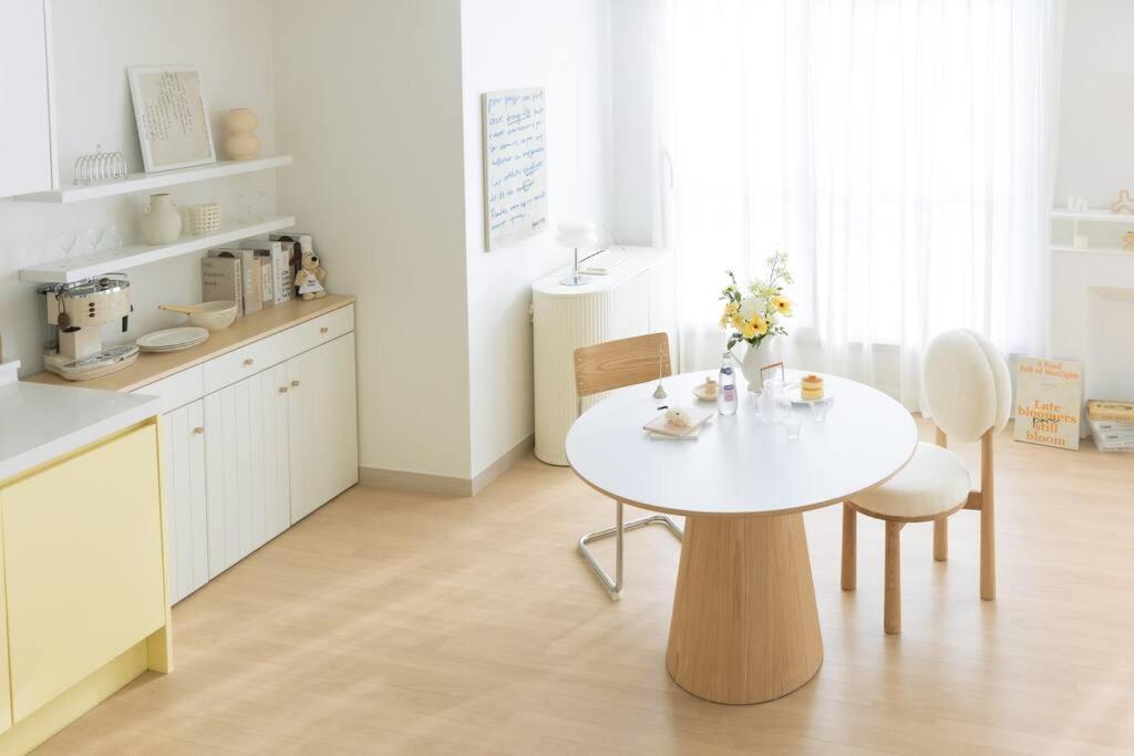 Evening Sunshine Apartment