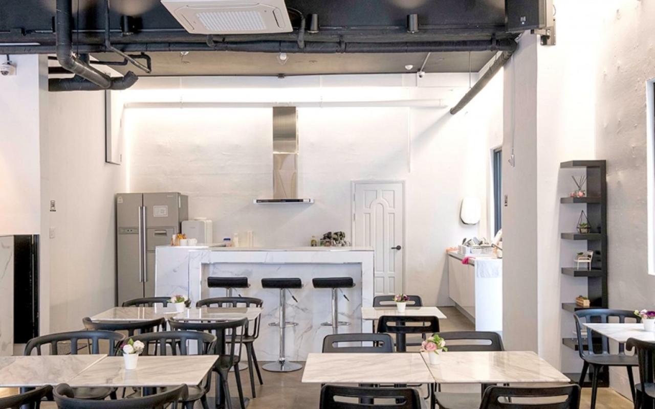 Hostel Canvas Black Busan