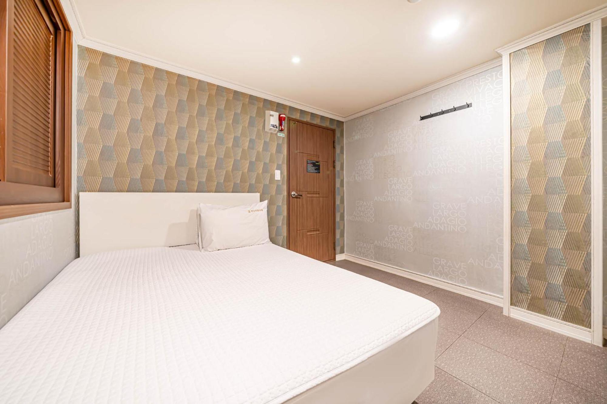 Top Motel Busan 2* Busan