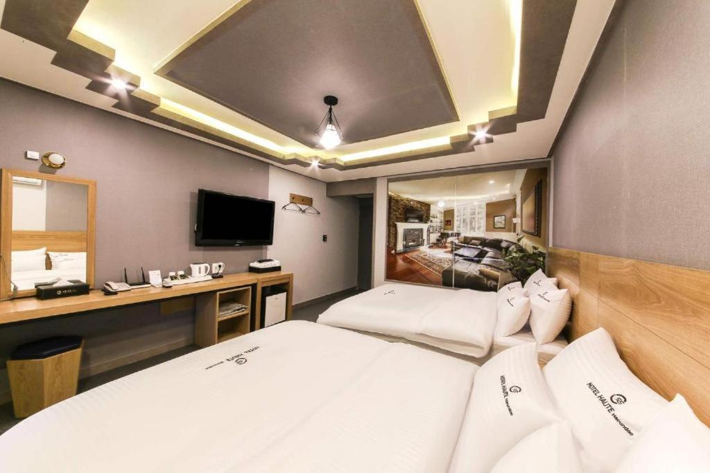 Hotel Haute 2*