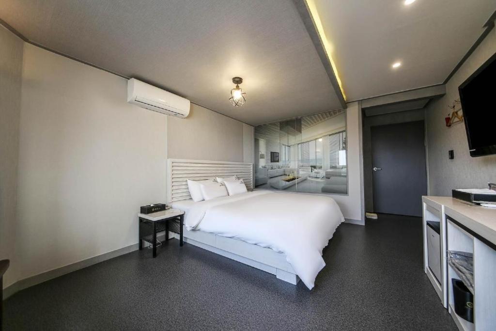 Haute Hotel Busan