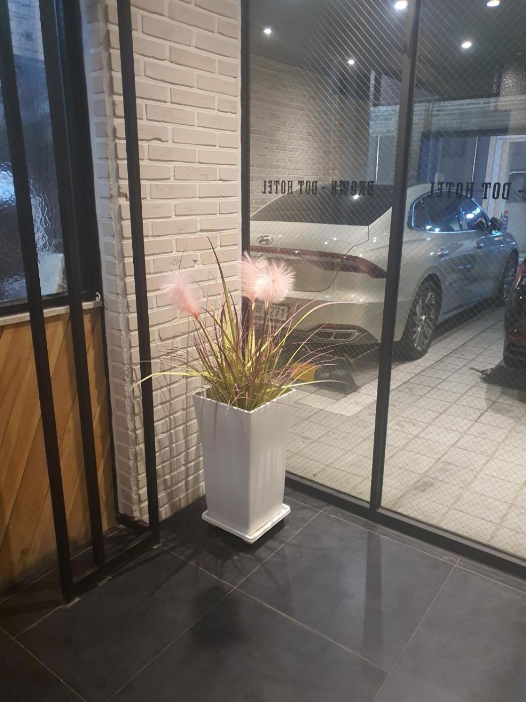 Brown-dot Gwangalli Hotel