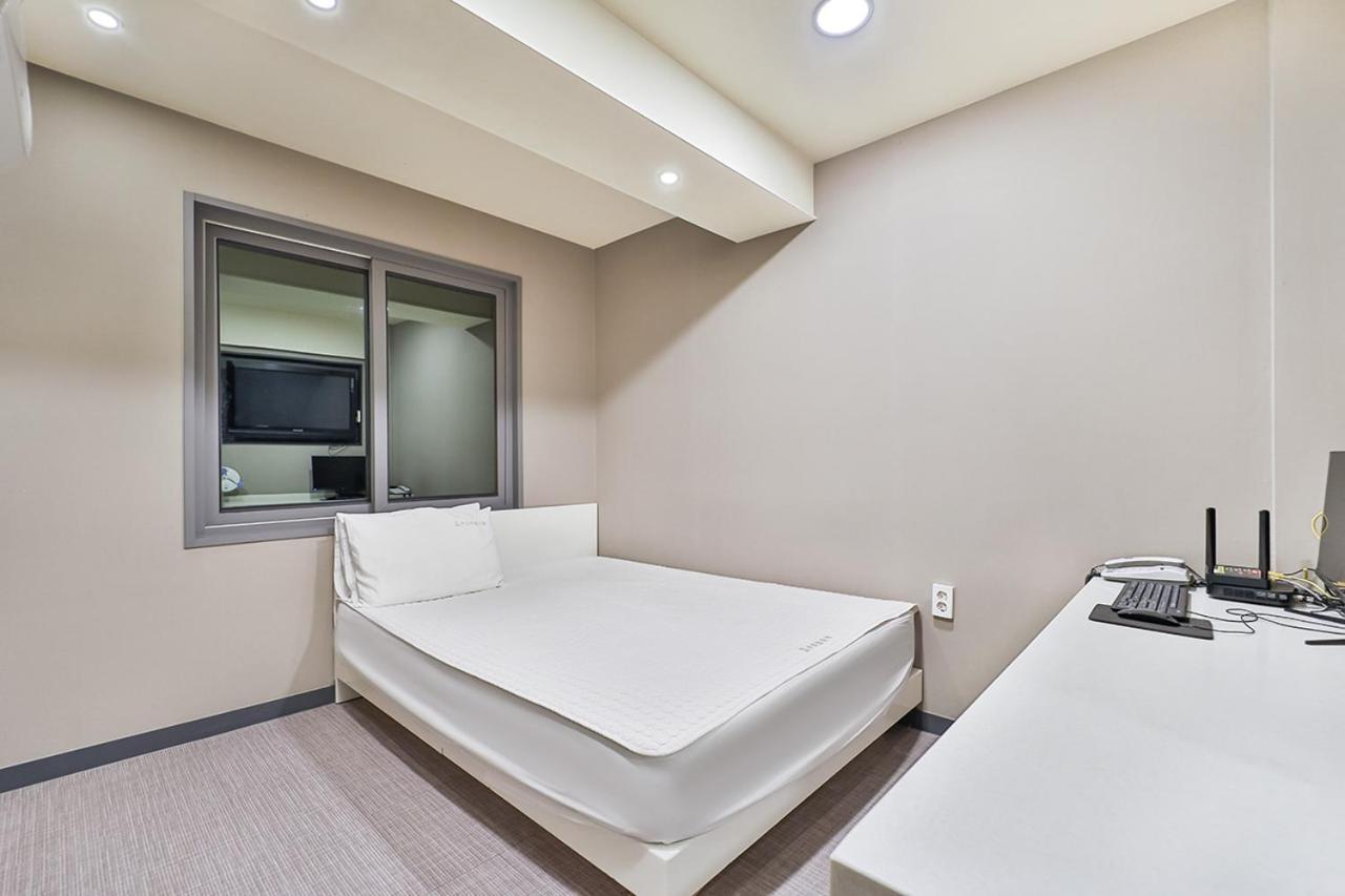 Top Motel Busan Motel