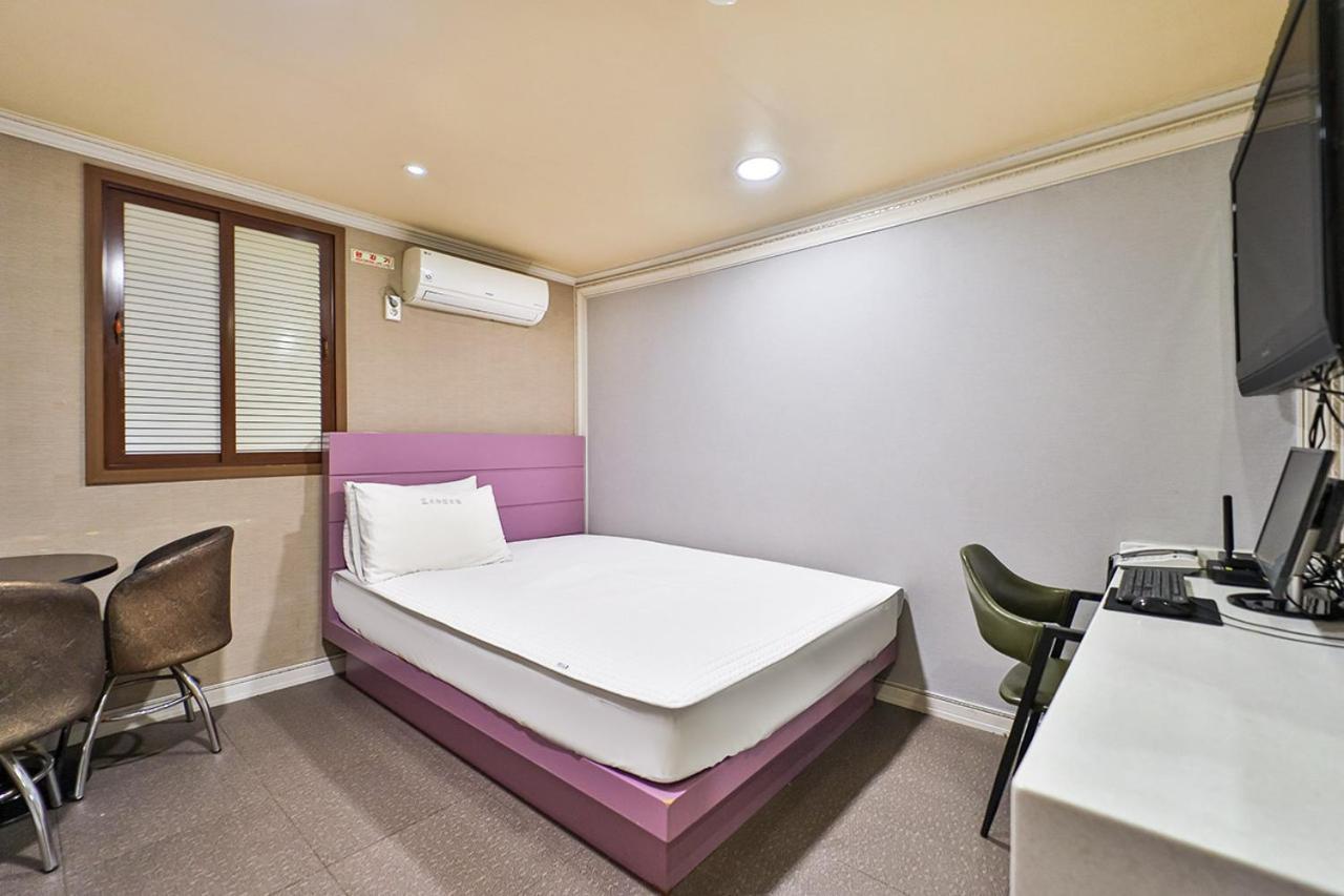 Motel Top Motel Busan