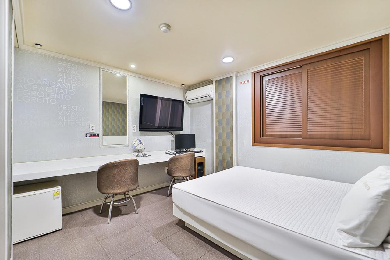 Top Motel Busan Motel