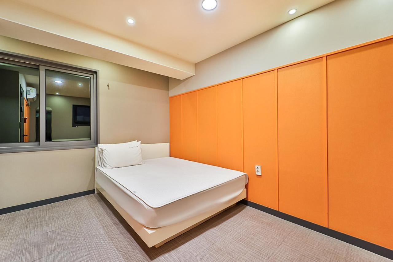 Motel Top Motel Busan 2*