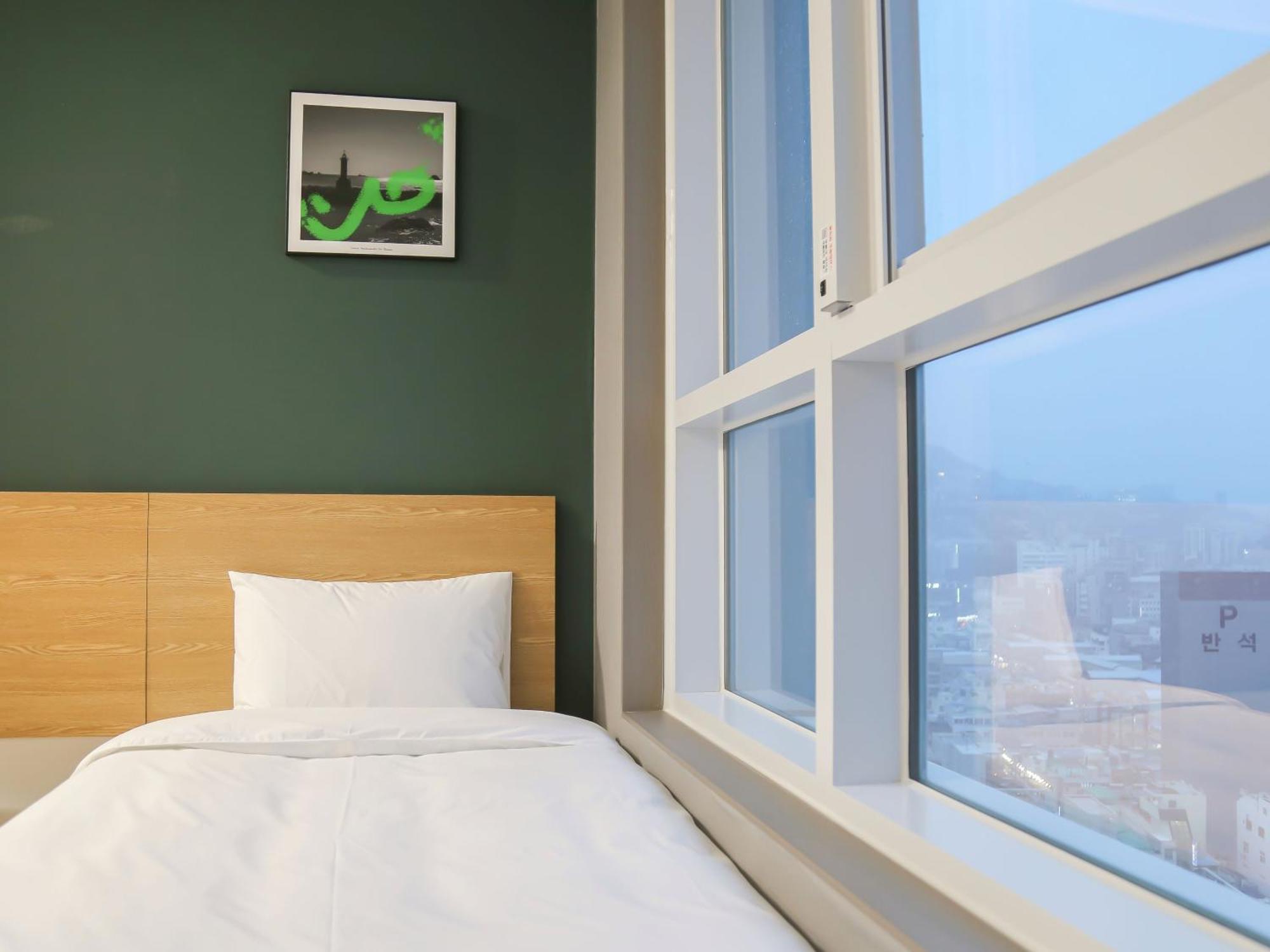 Hotel Nampo Cotice The Ground 3*