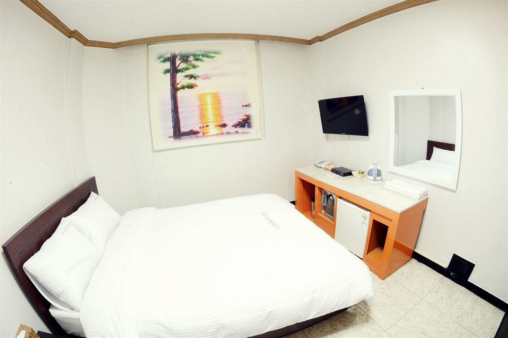 Jj Hotel