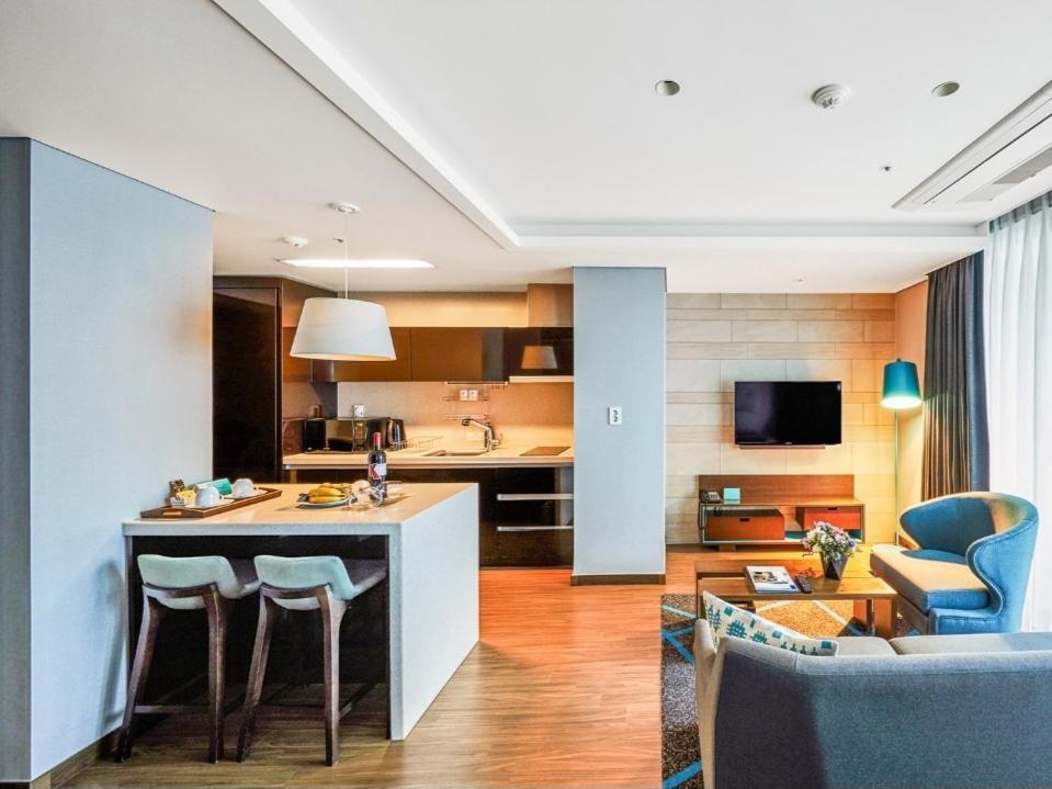 해운대 와이드 오션뷰 & Hotel 4*