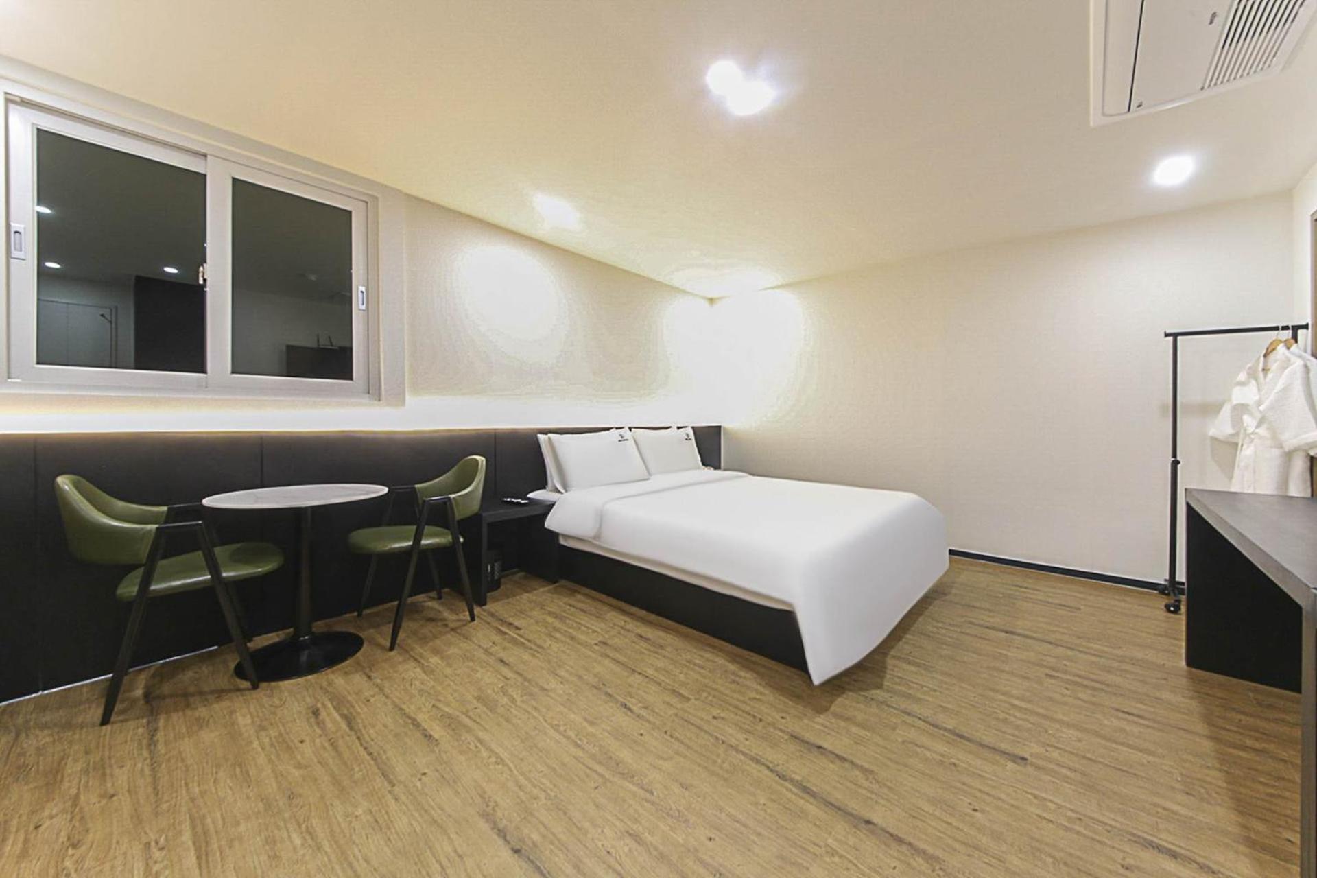 Seomyeon Broa Hotel *