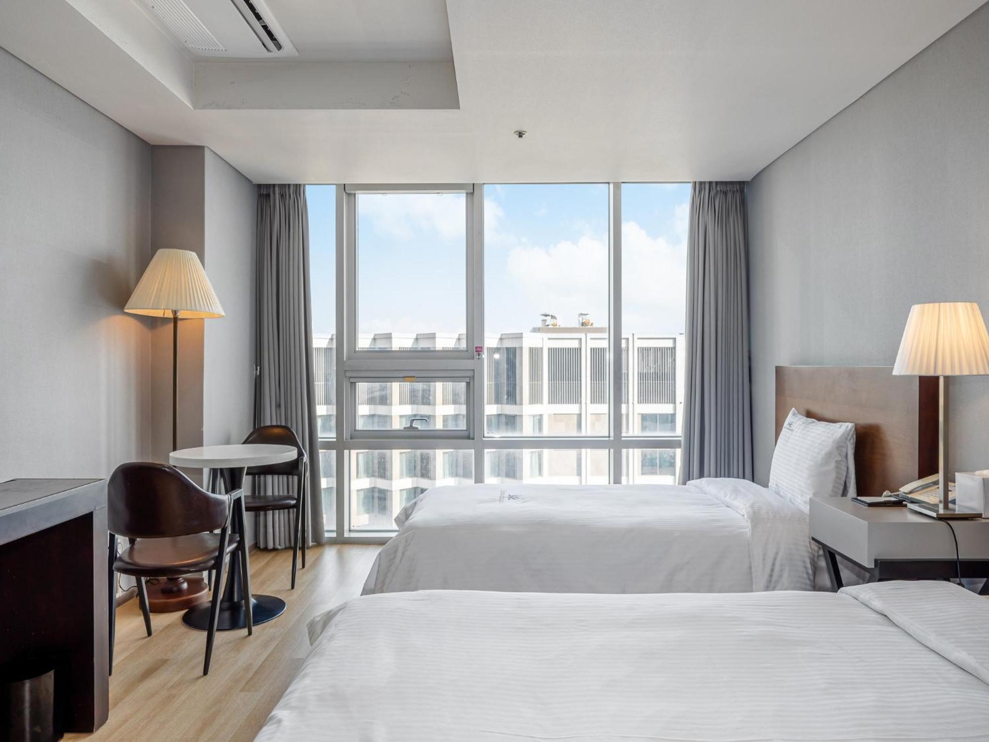 Haeundae Seacloud Hotel 2*