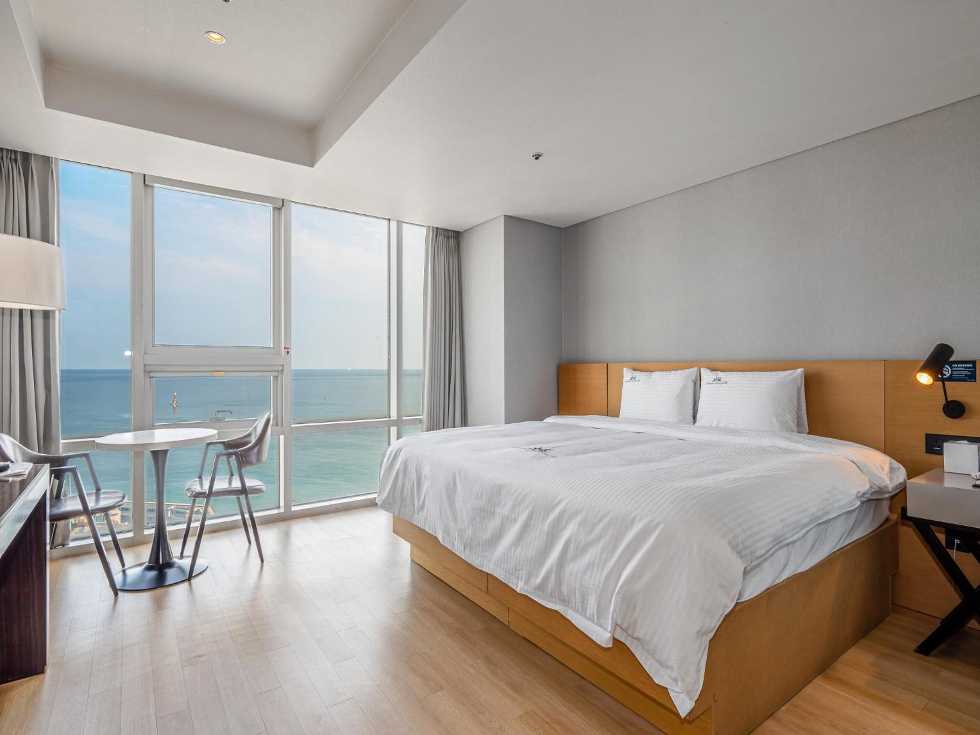 Hotel Haeundae Seacloud