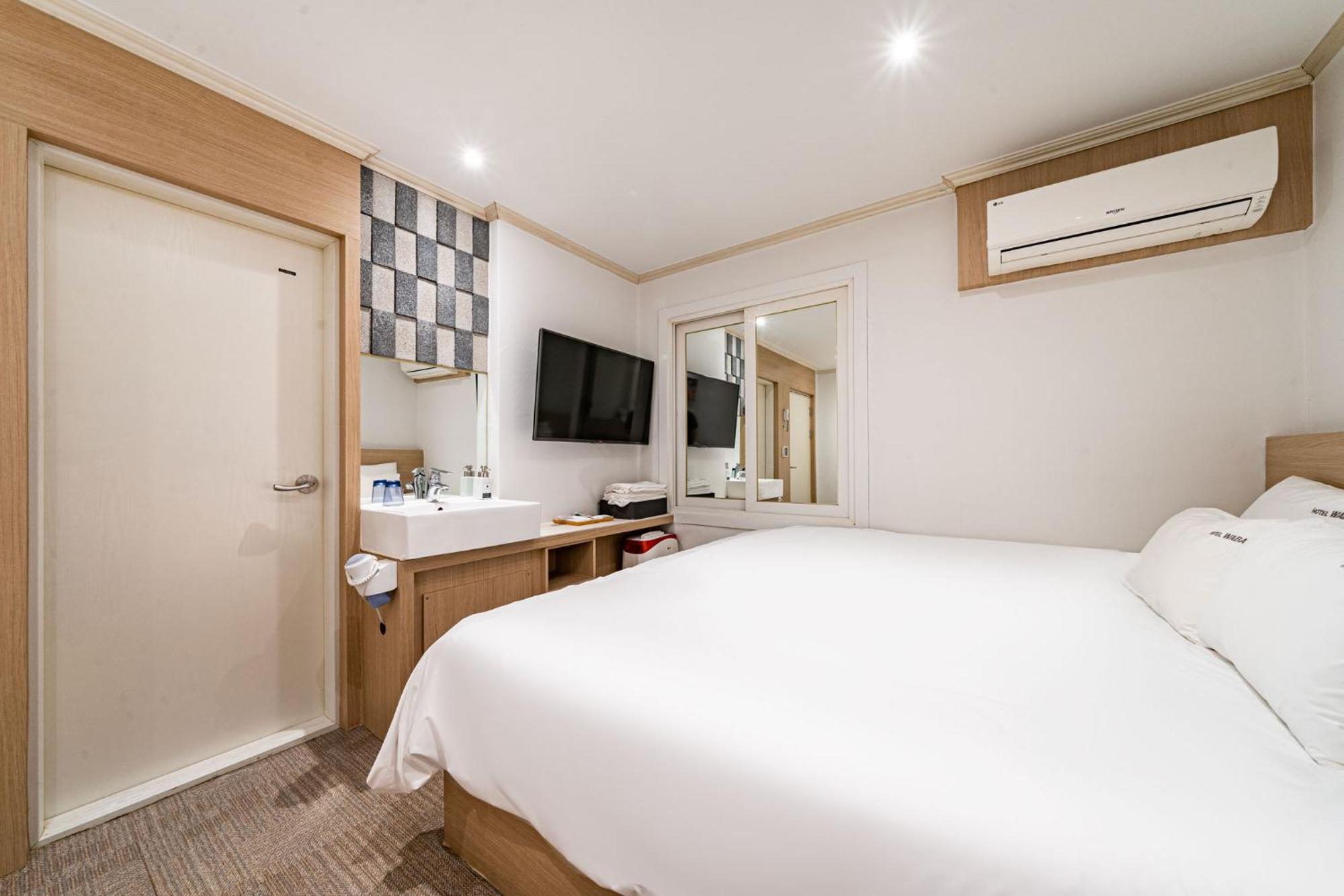 Waba Classic Gwanganri Khách sạn Busan
