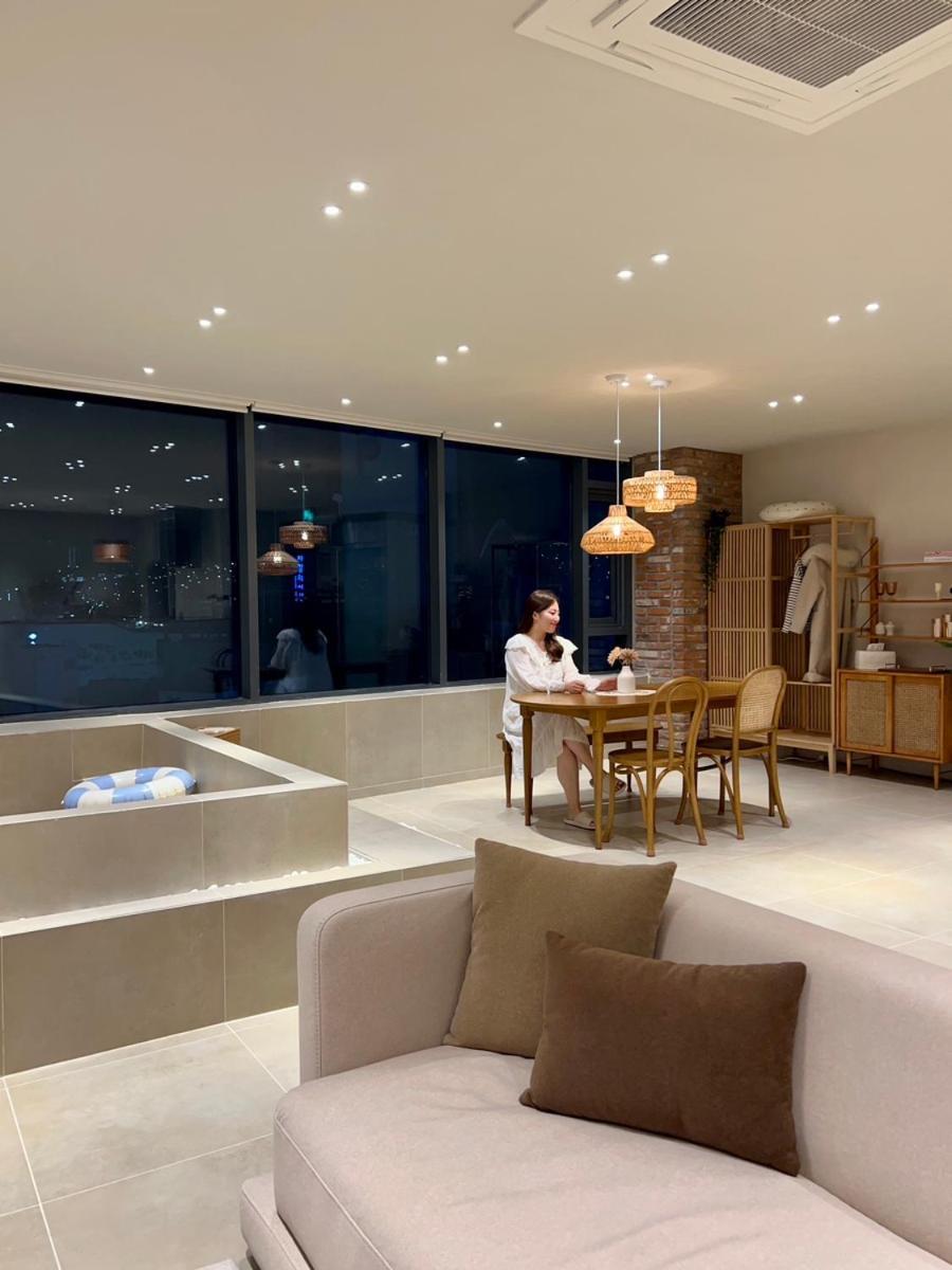 Poolvilla Gaon Villa Busan