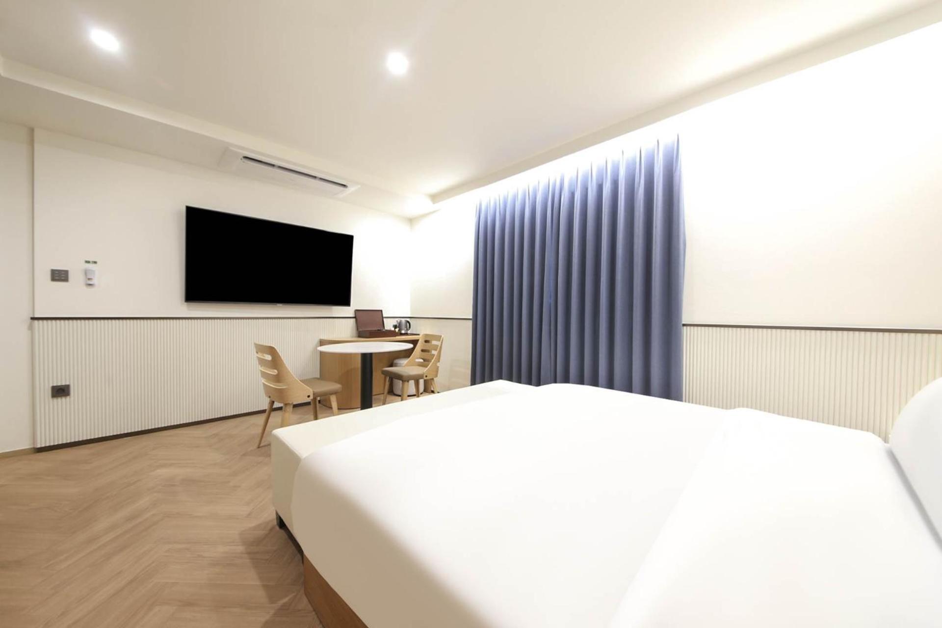 H-avenue Seomyeon Station Hotel