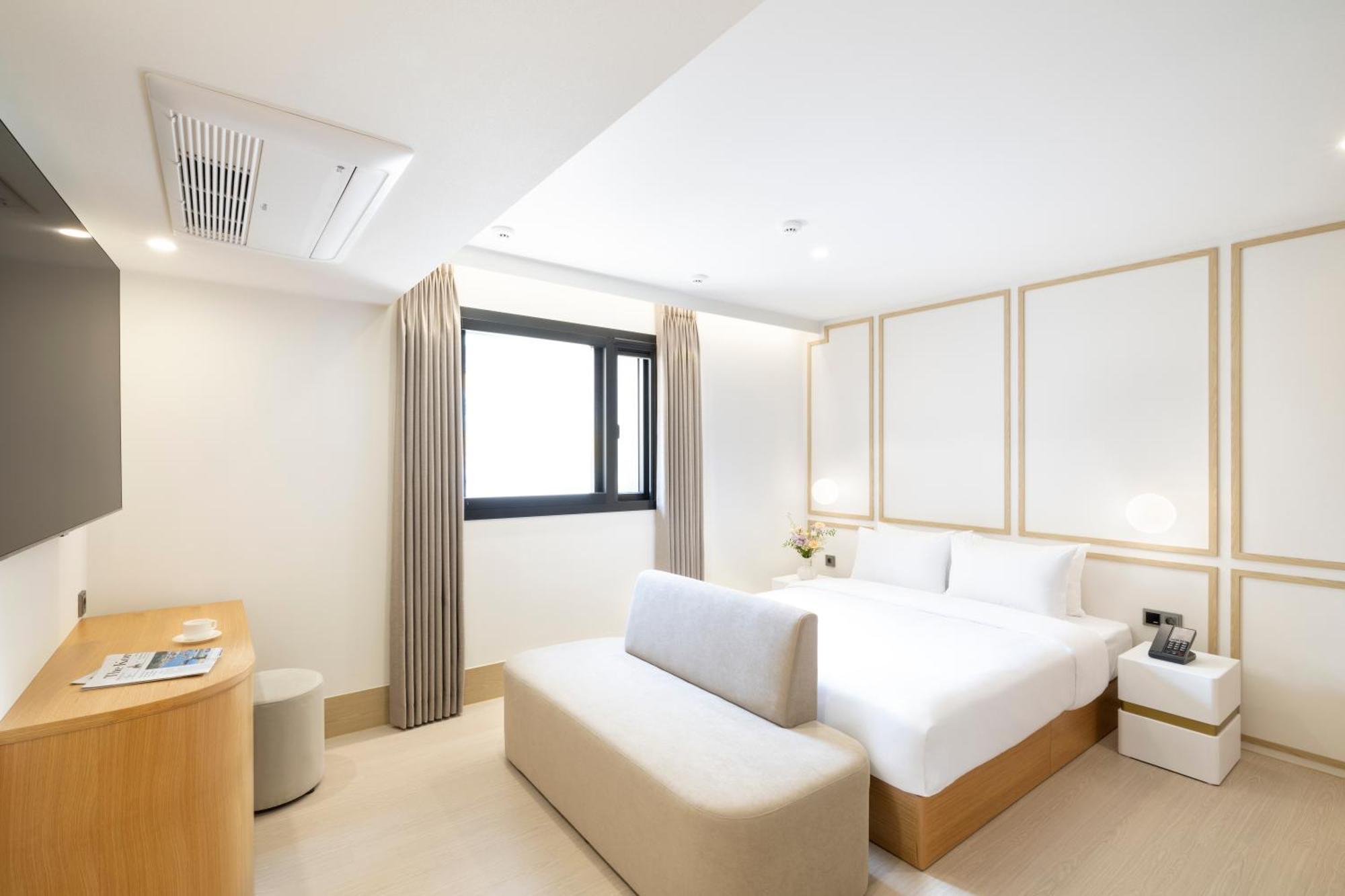 Hotel H-avenue Seomyeon Station