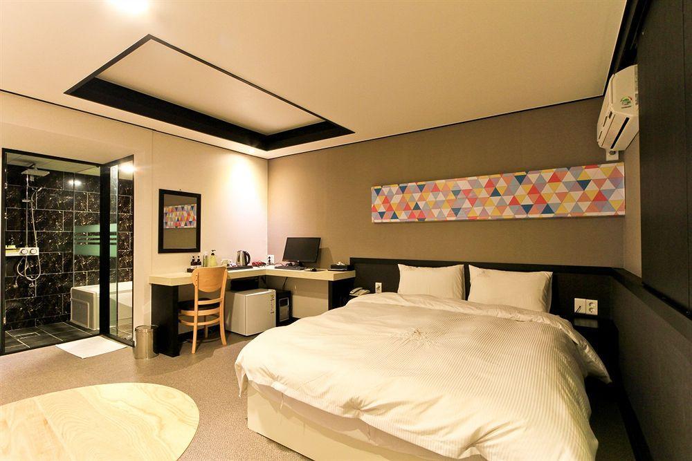 Elysee Hotel Busan