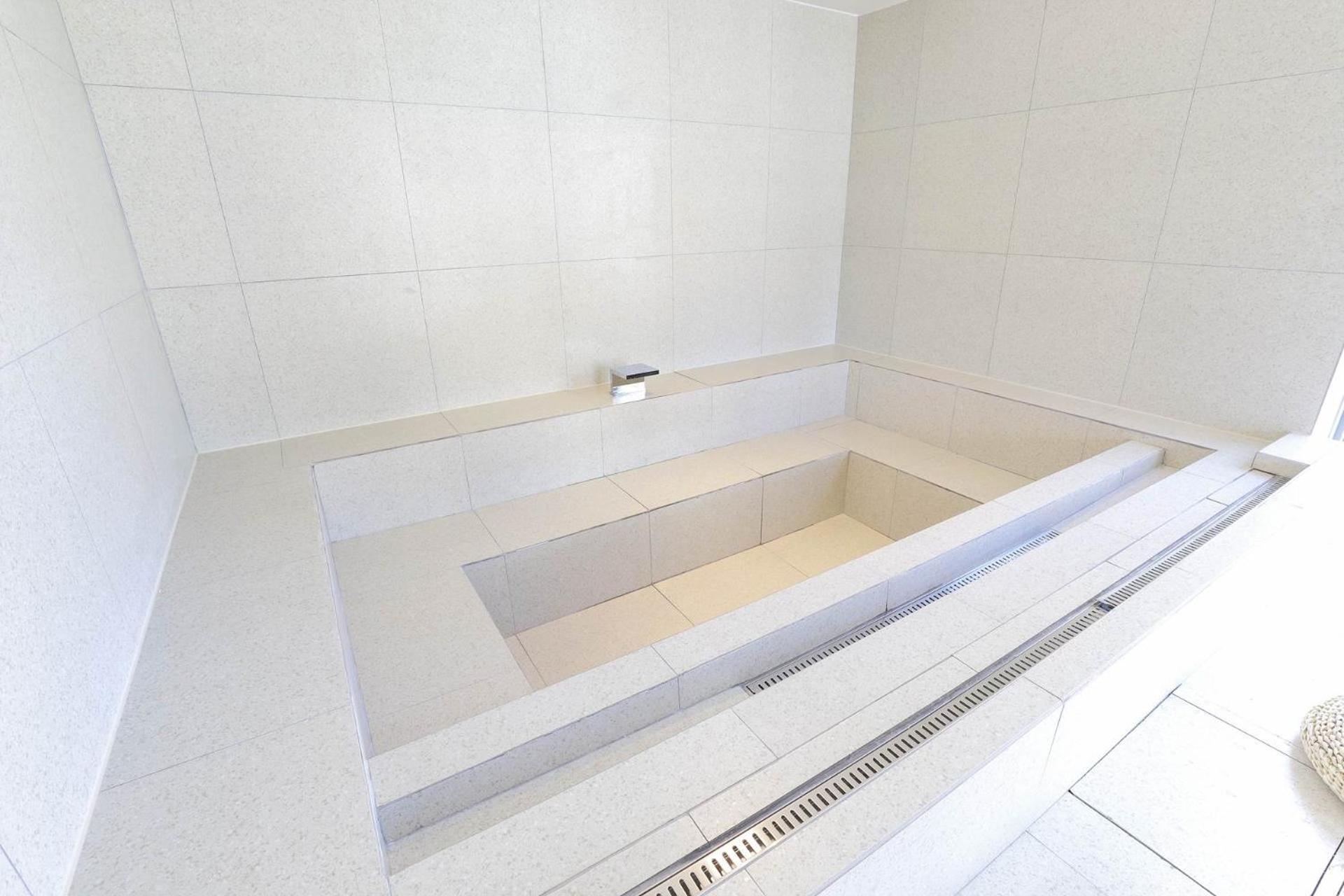 Brown Dot Haeundae Hotel 2*