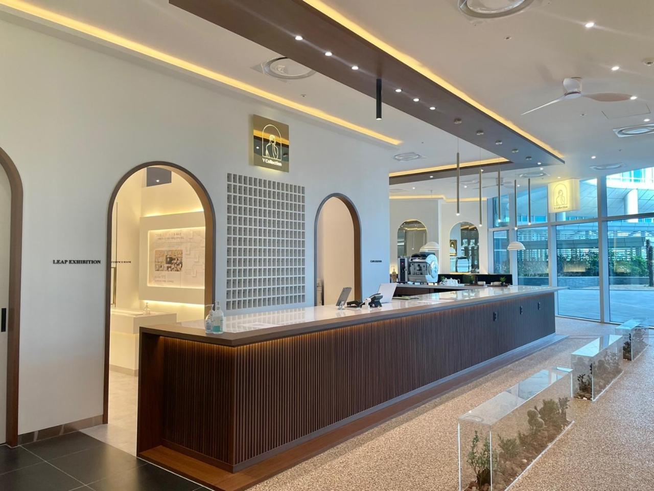Hotel Lct Y Collection