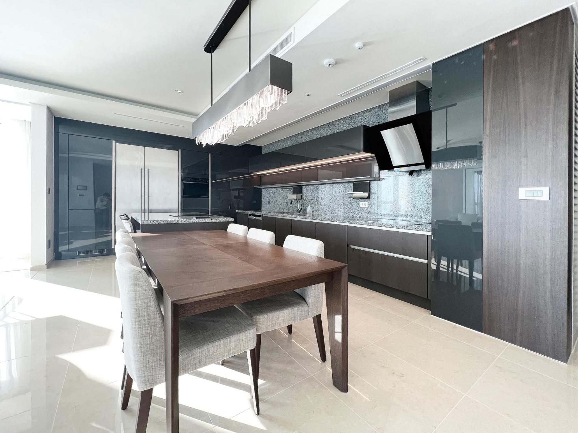 Lct Y Collection Hotel