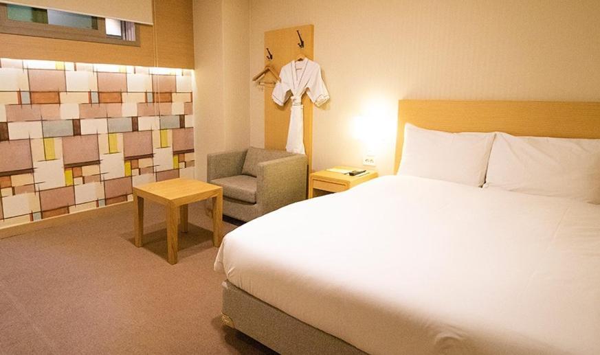Towerhill Hotel 3*