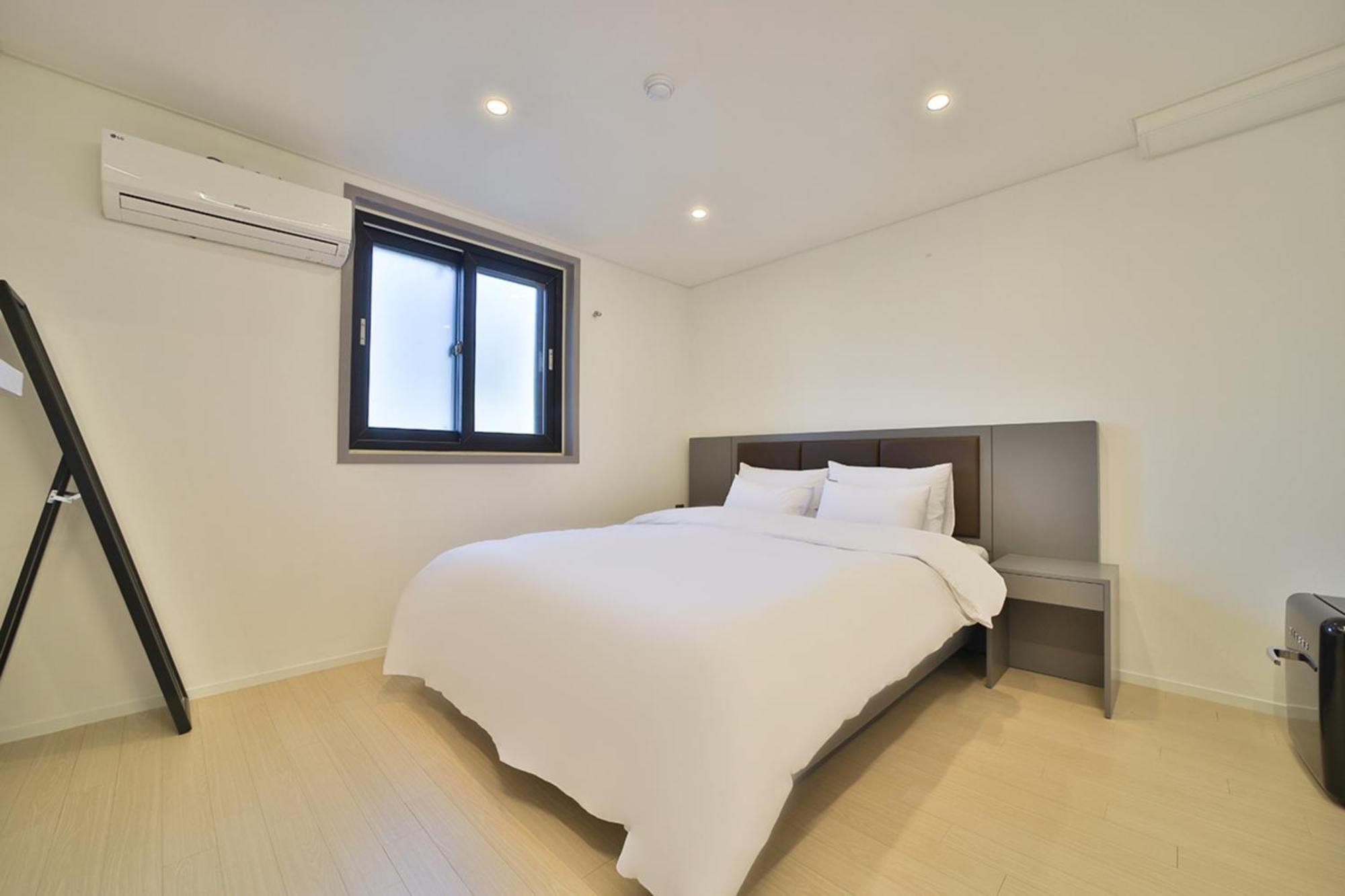Hotel B Seomyeon *