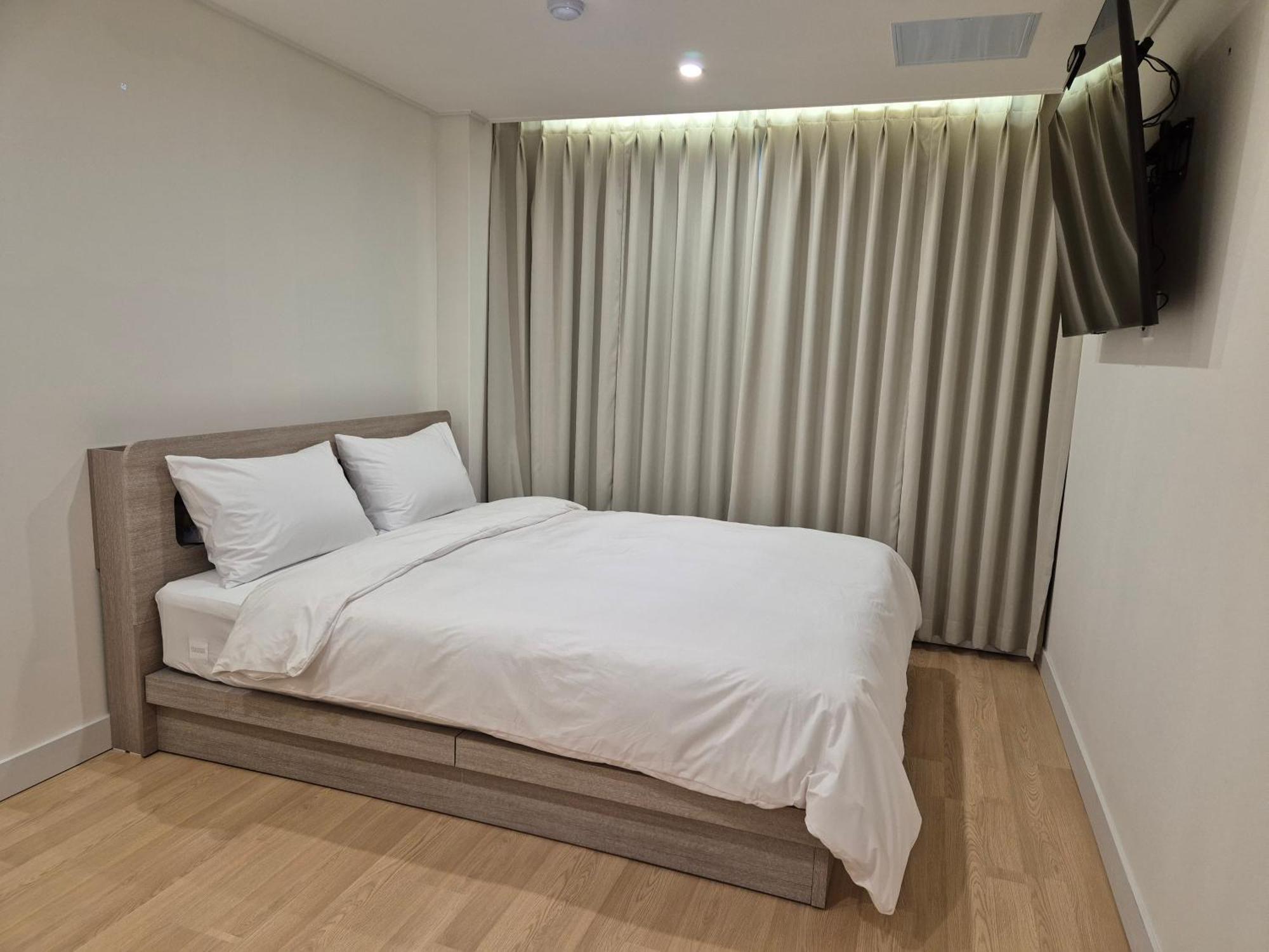 Gwang Jang Hotel 3*
