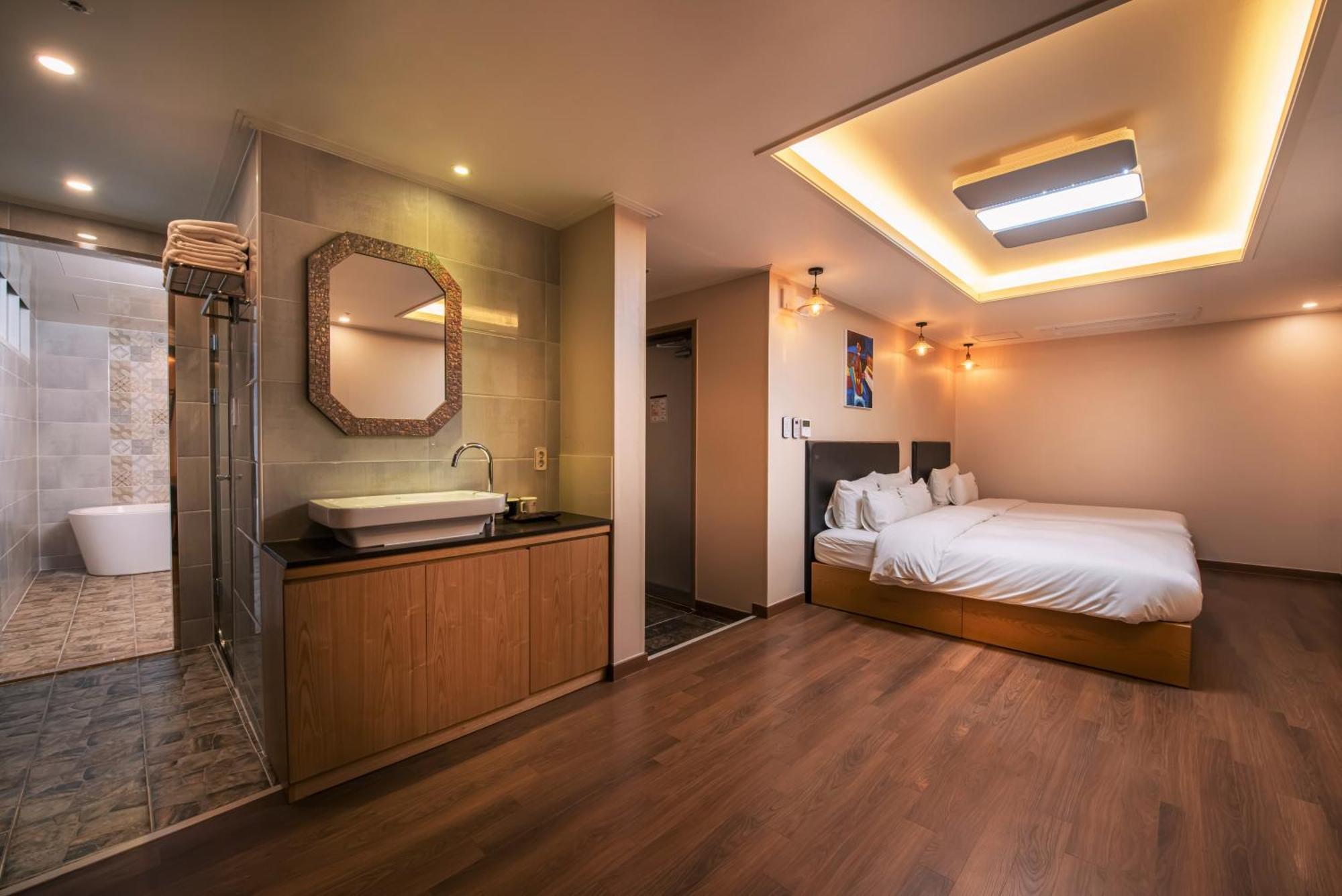 Park Hotel 3*