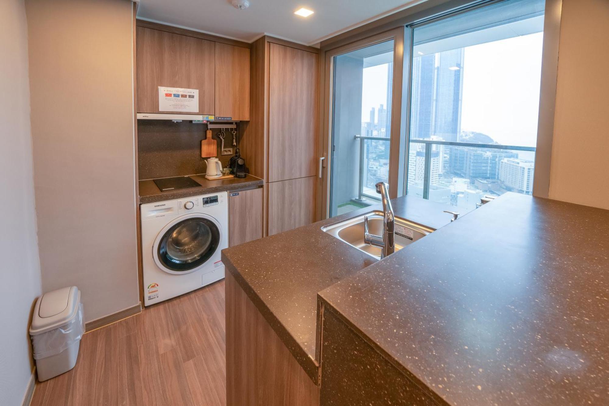 Elmomento Haeundae Hotel 3*