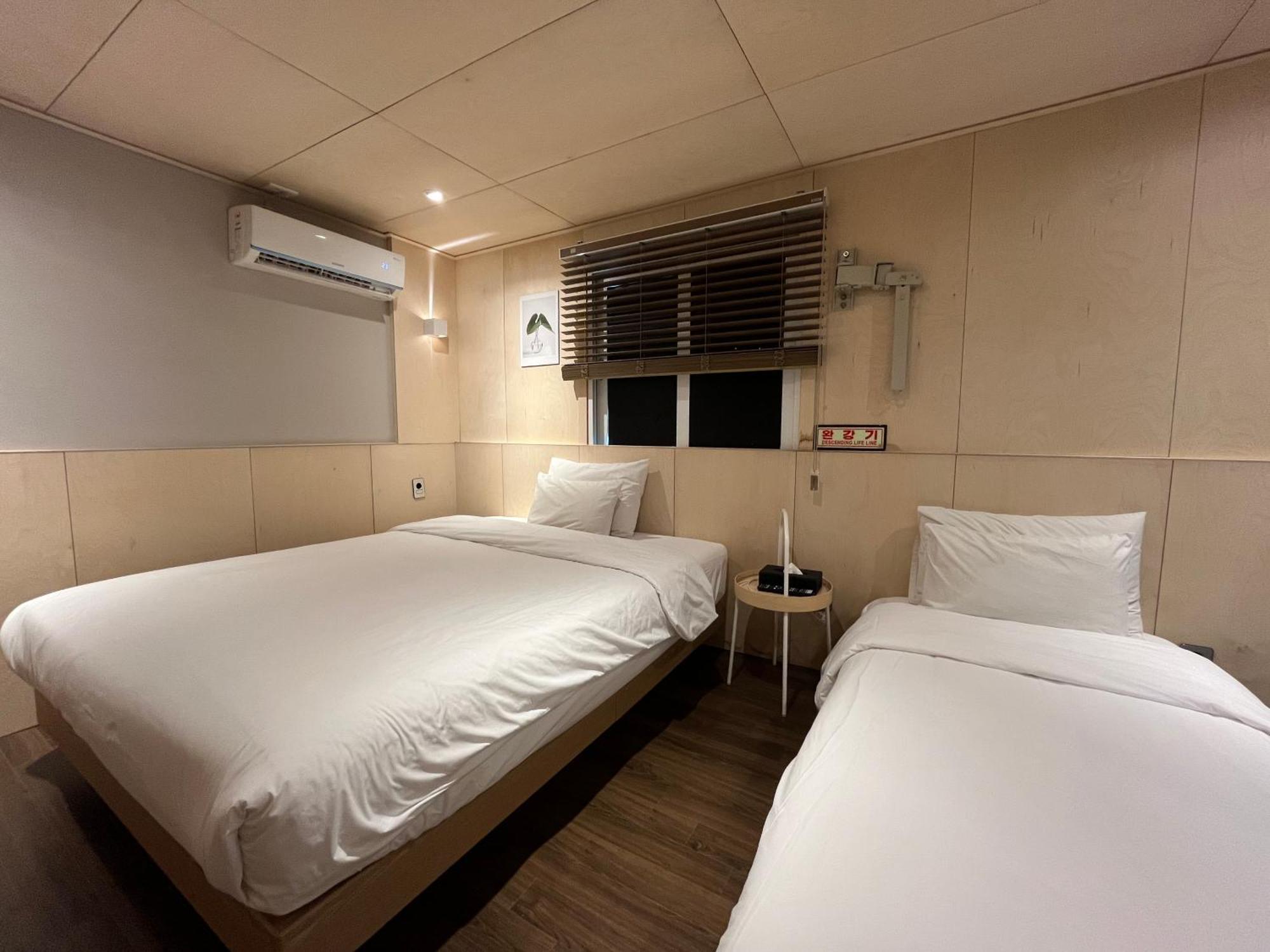 The Hit Hotel Busan