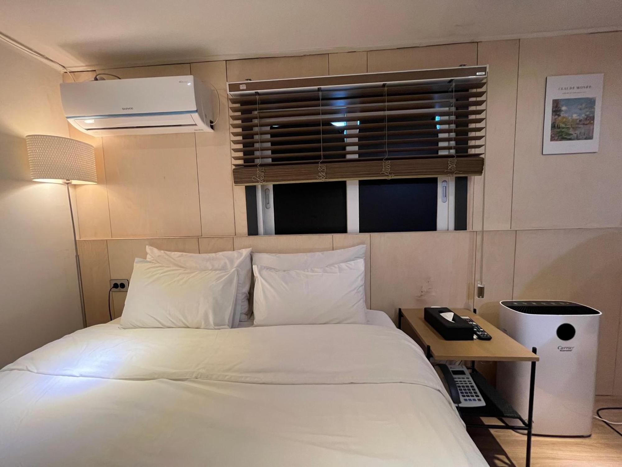The Hit Hotel *