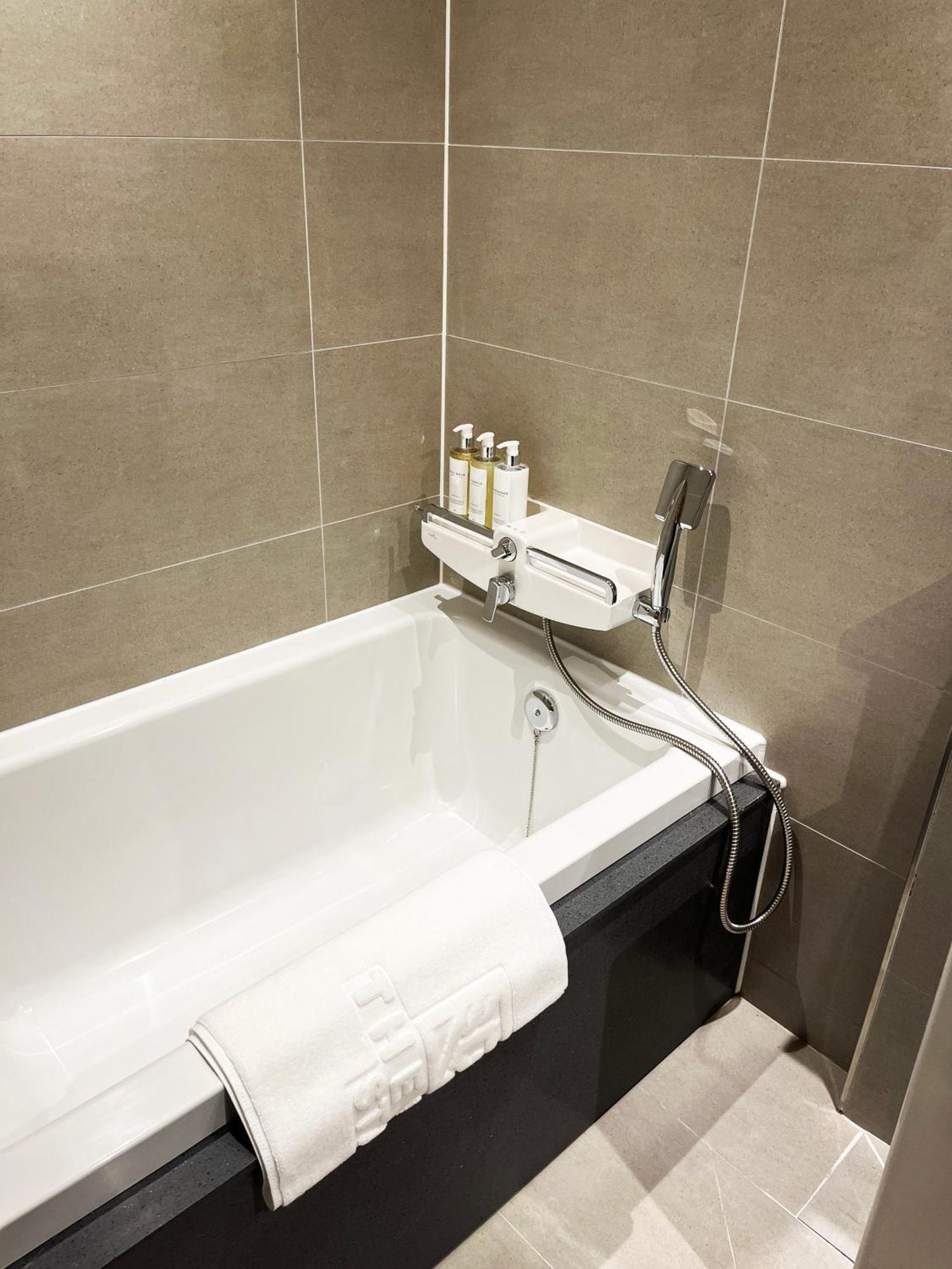 Hotel The