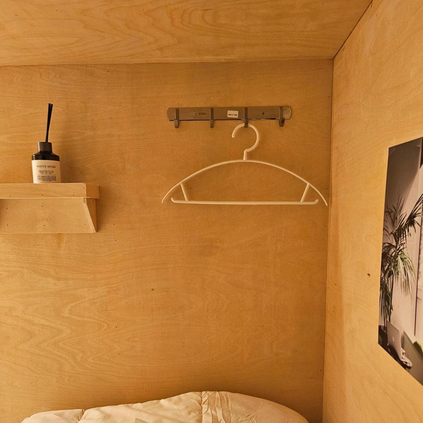 Travel Light Capsule Hotel cápsula Busan