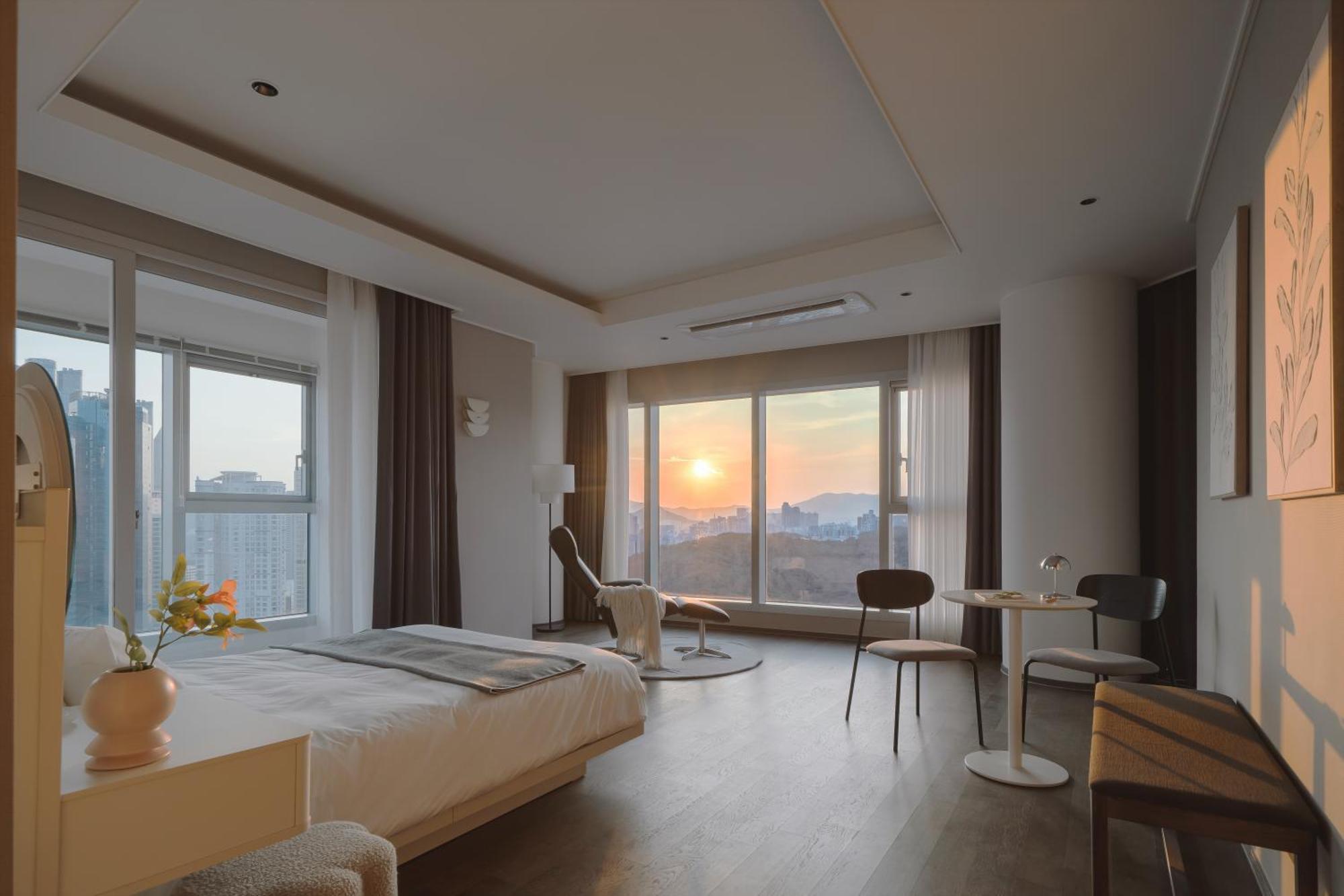 Le Collective Haeundae Paragraf Apartment *