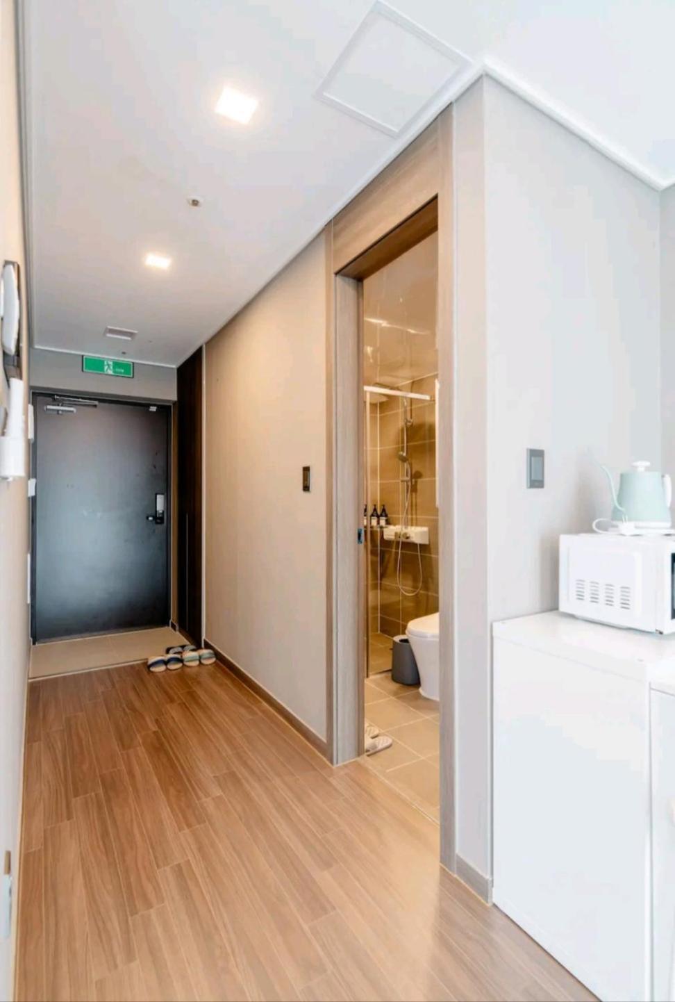 Aparthotel Elbon The With A1 Busan
