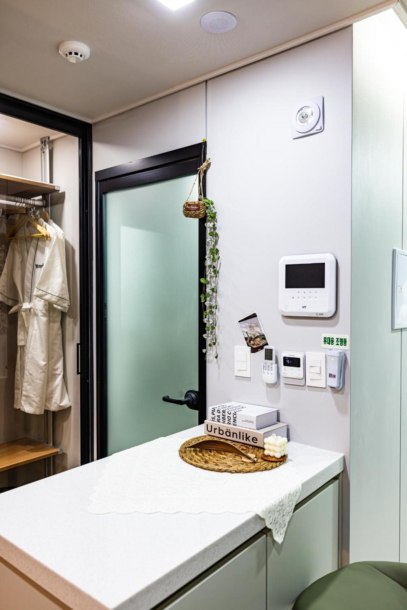 Aparthotel Raviens Haeundae Avenue *